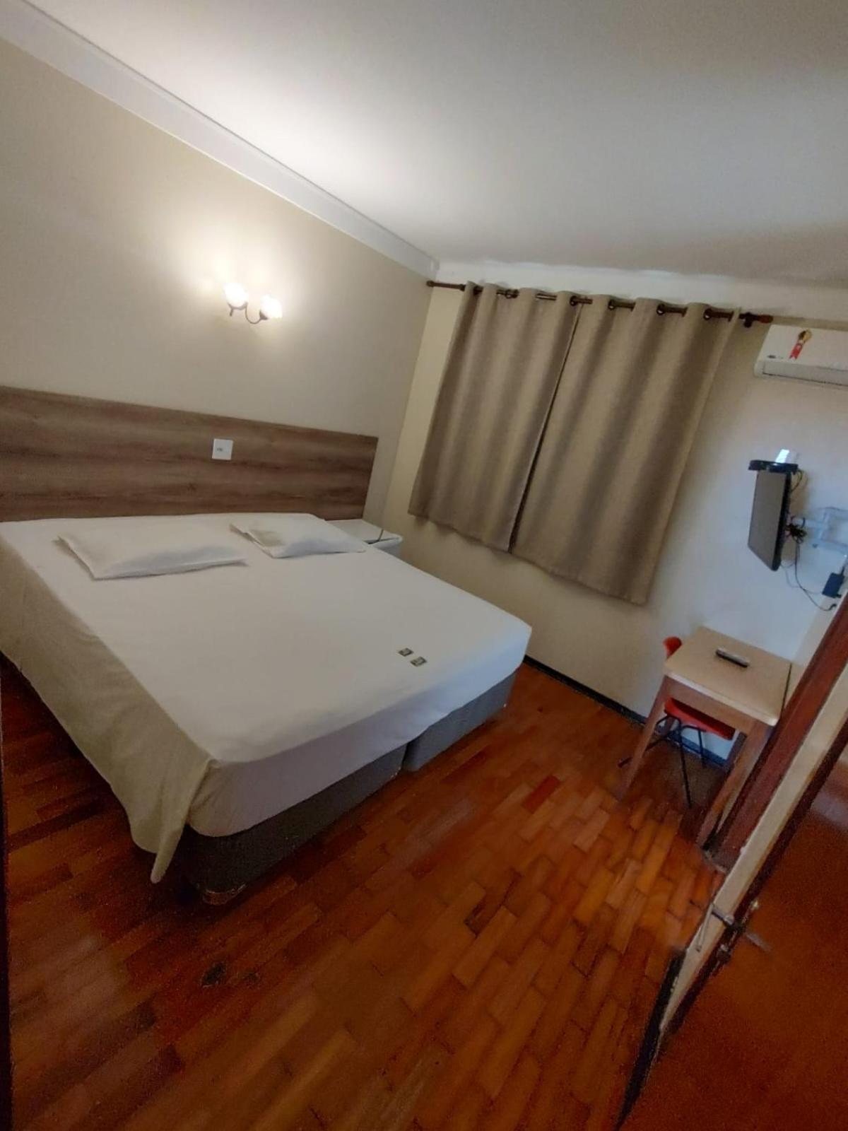 Aurora Hotel 里贝朗普雷托 外观 照片