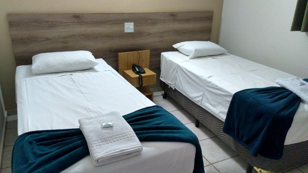 Aurora Hotel 里贝朗普雷托 外观 照片